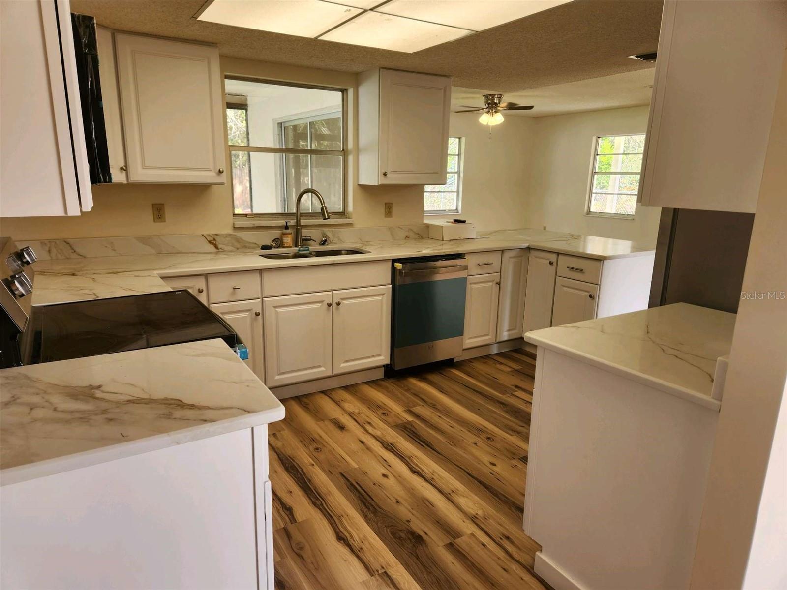 Image 2 of 59 For 14137 Prospect Street