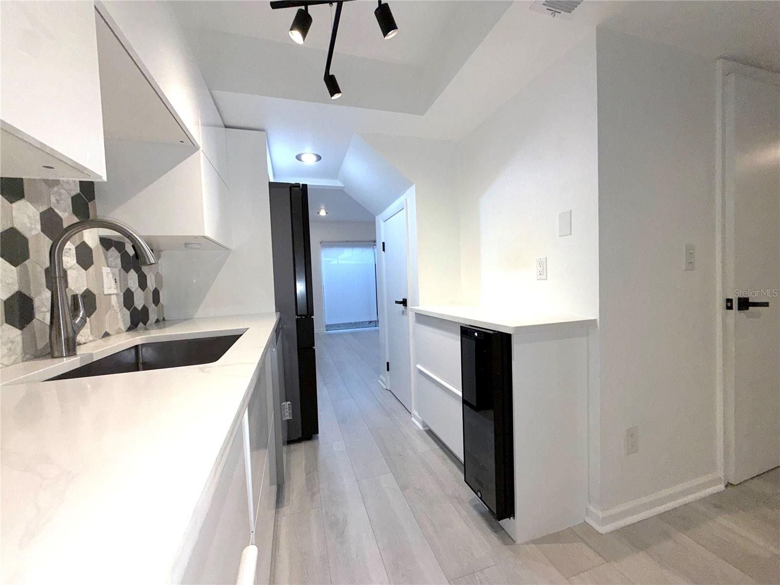 Image 10 of 30 For 3707 Pine Cone Circle