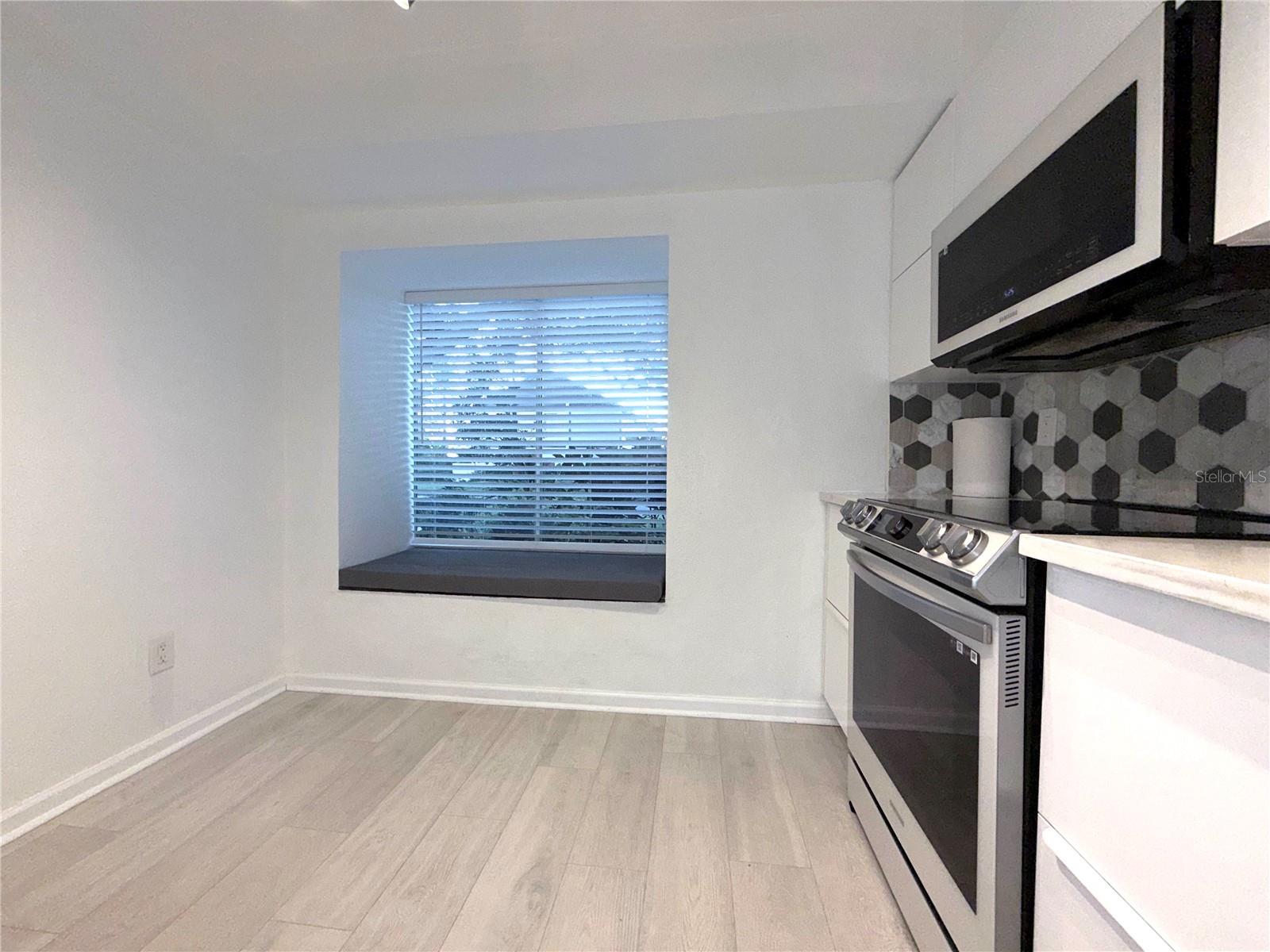 Image 13 of 30 For 3707 Pine Cone Circle