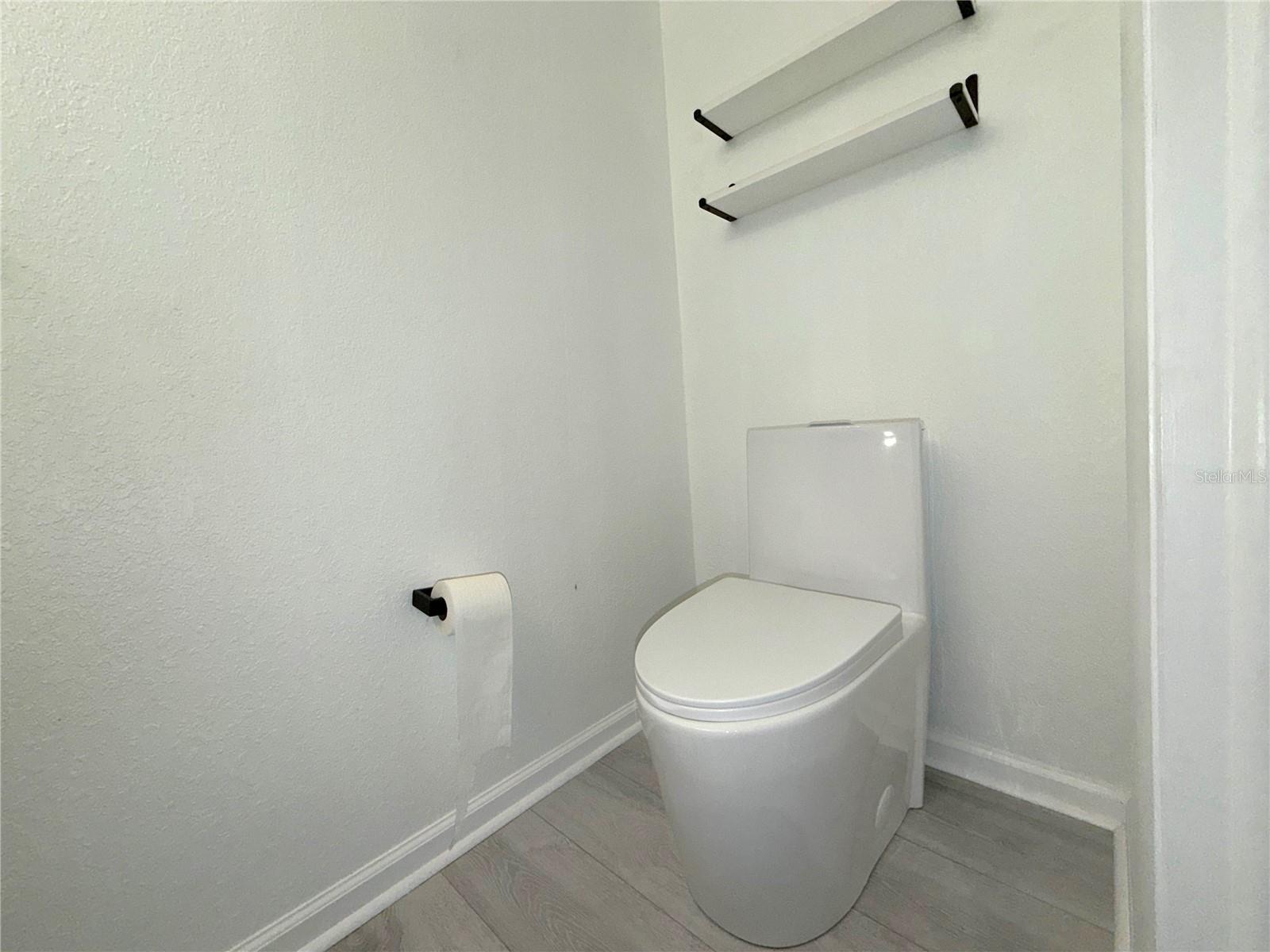 Image 15 of 30 For 3707 Pine Cone Circle