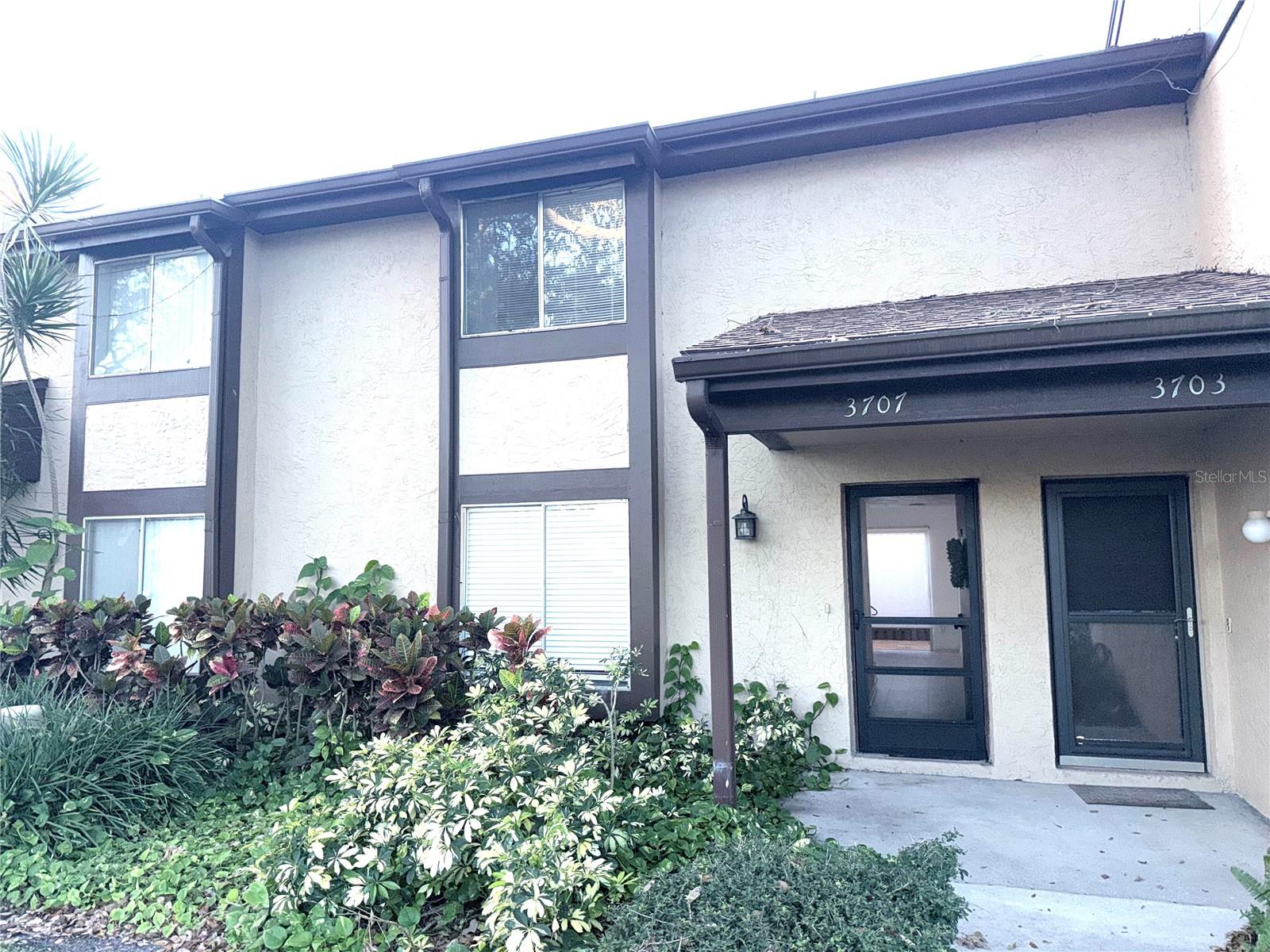 Image 2 of 30 For 3707 Pine Cone Circle