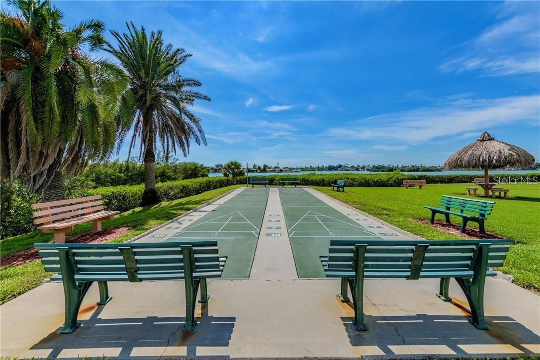 Image 20 of 22 For 12760 Indian Rocks Road 304