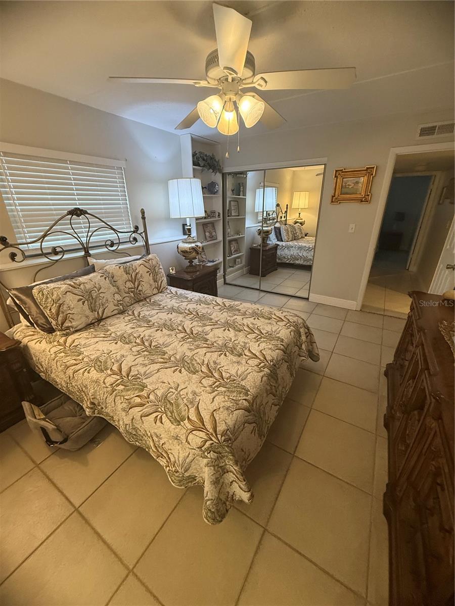 Image 8 of 22 For 12760 Indian Rocks Road 304