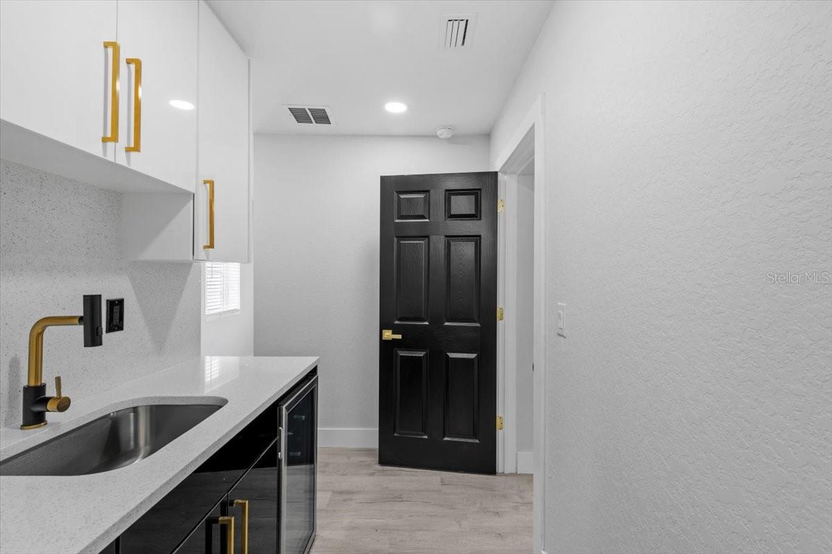 Image 27 of 47 For 3909 Oklahoma Avenue