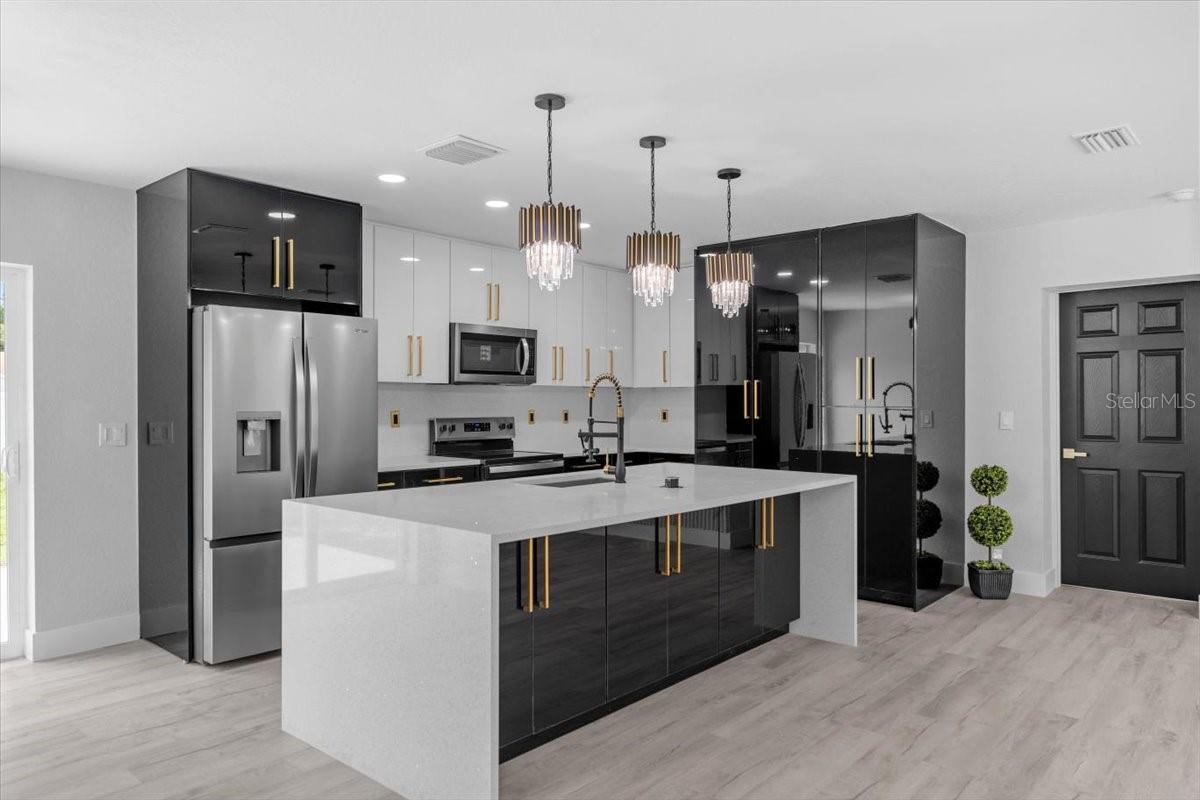 Image 8 of 47 For 3909 Oklahoma Avenue