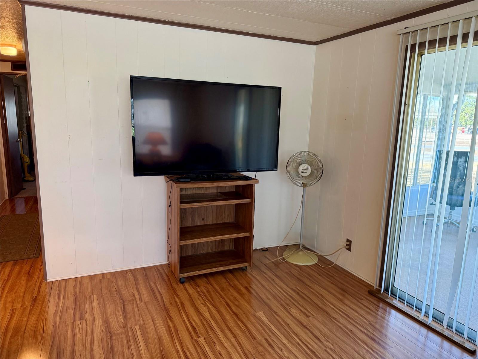 Image 20 of 37 For 8164 Highpoint Boulevard