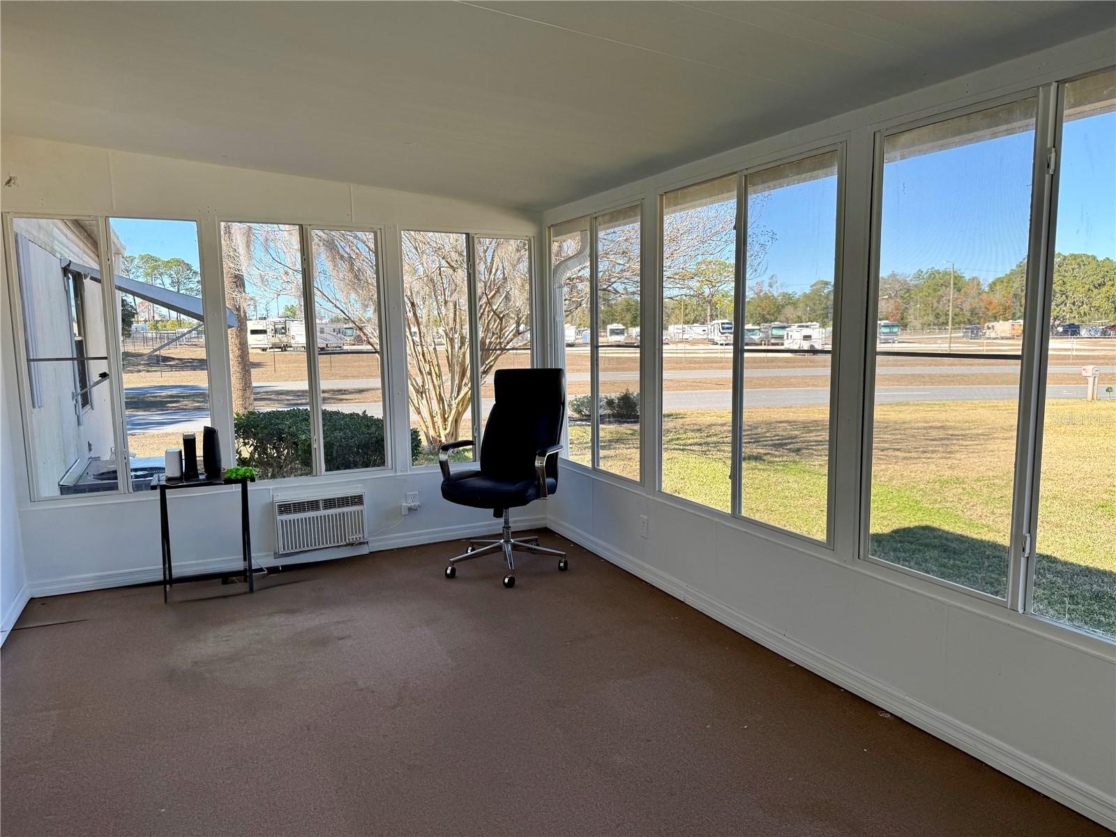 Image 25 of 37 For 8164 Highpoint Boulevard