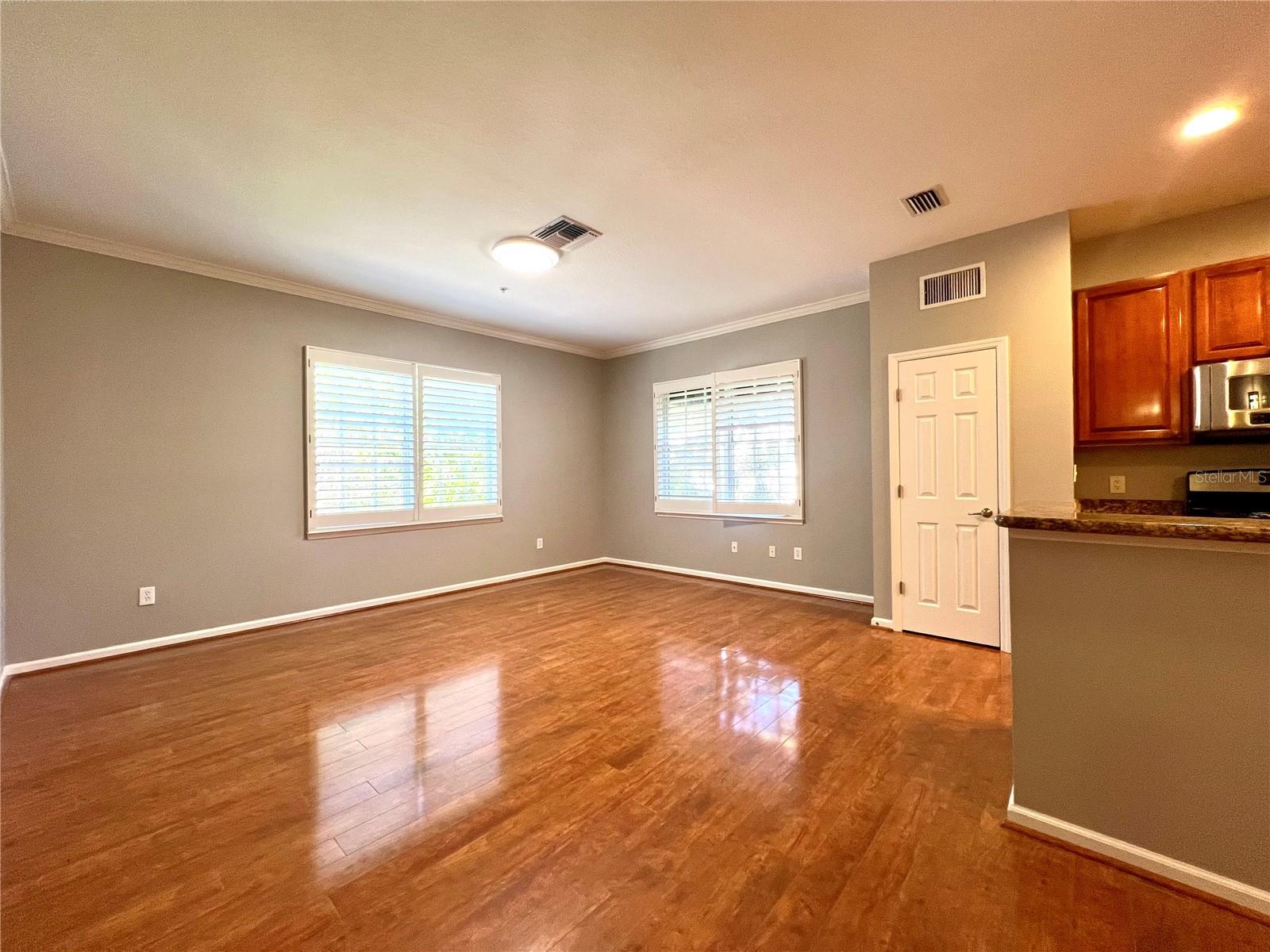 Image 12 of 33 For 809 Harbor Oak Lane