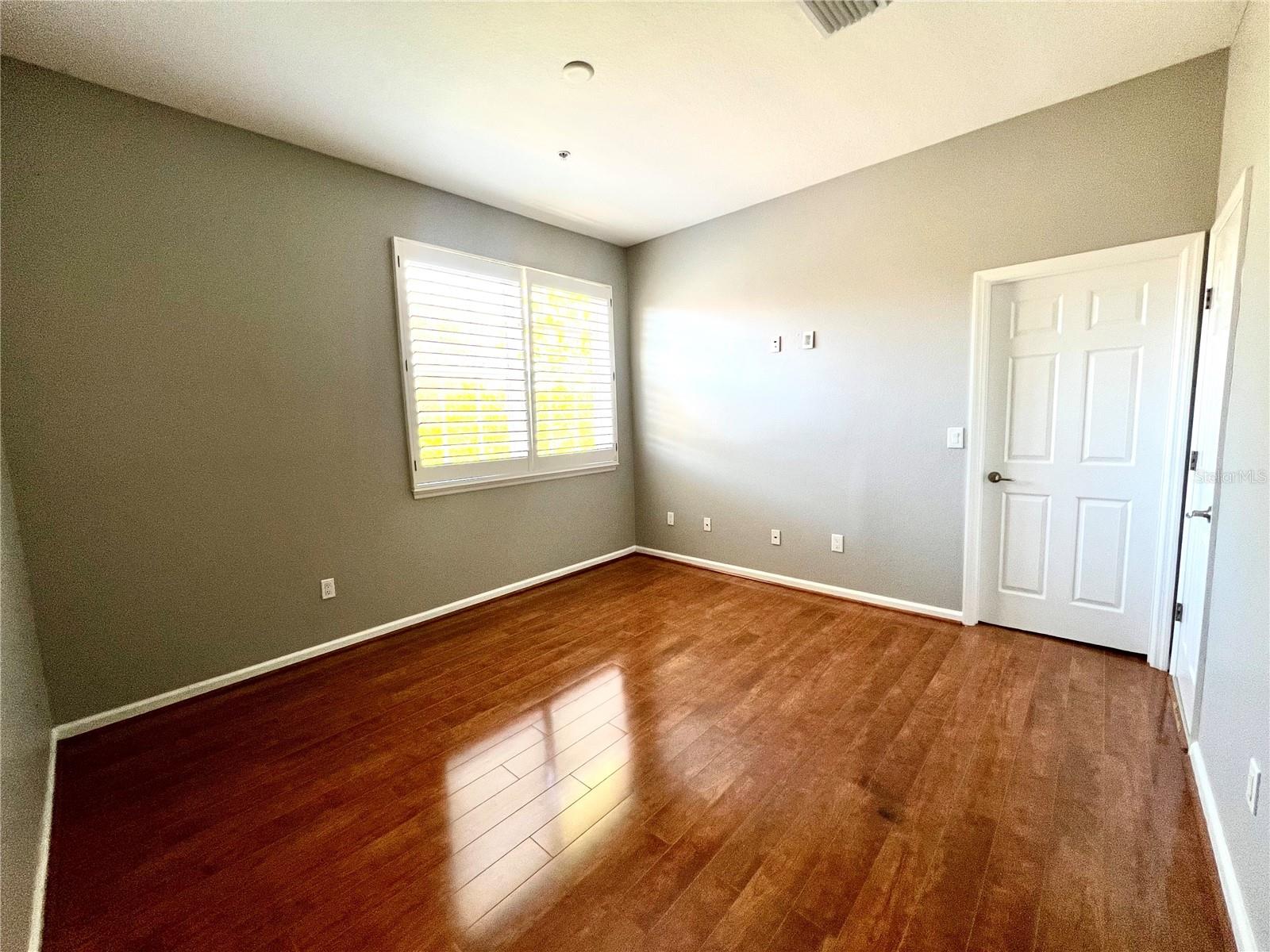 Image 23 of 33 For 809 Harbor Oak Lane