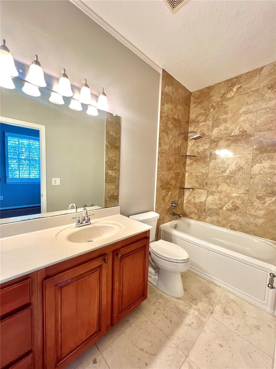 Image 30 of 33 For 809 Harbor Oak Lane