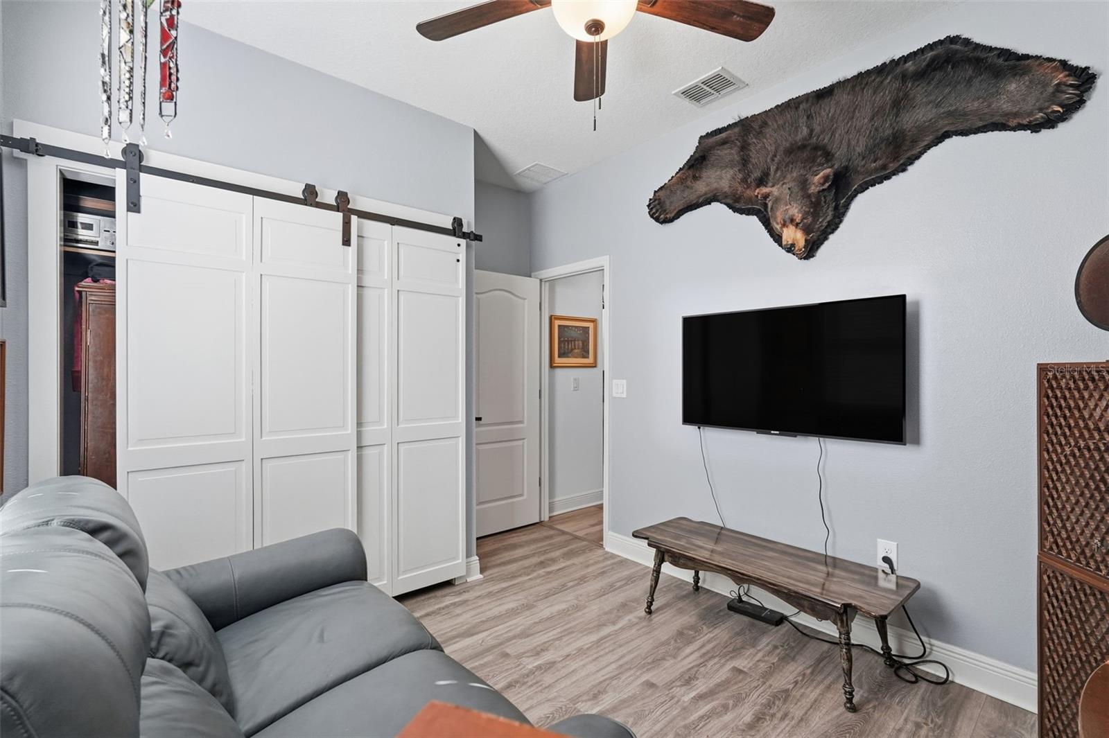 Image 20 of 45 For 2201 Gladiolus Ln Lane