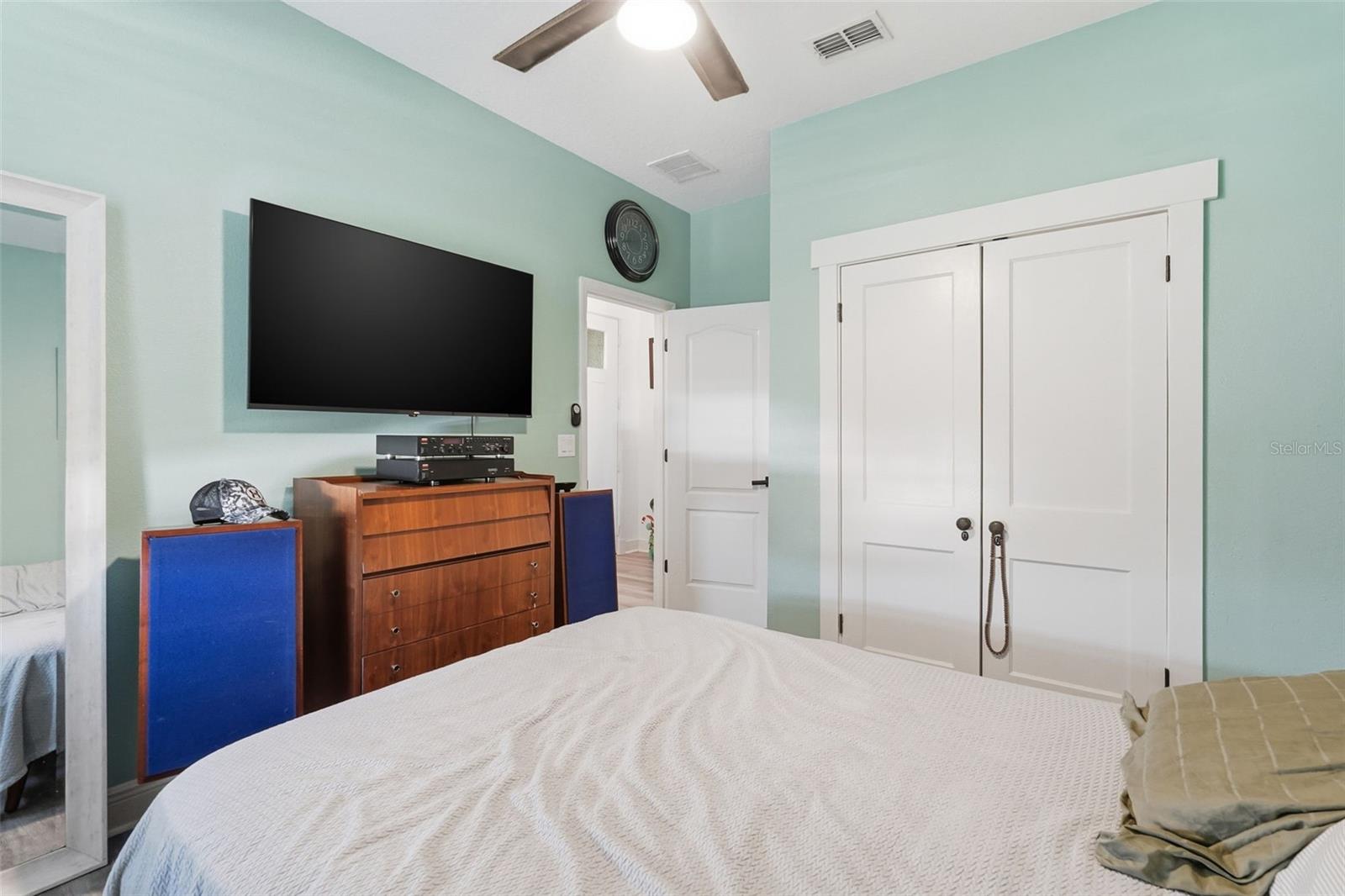 Image 26 of 45 For 2201 Gladiolus Ln Lane