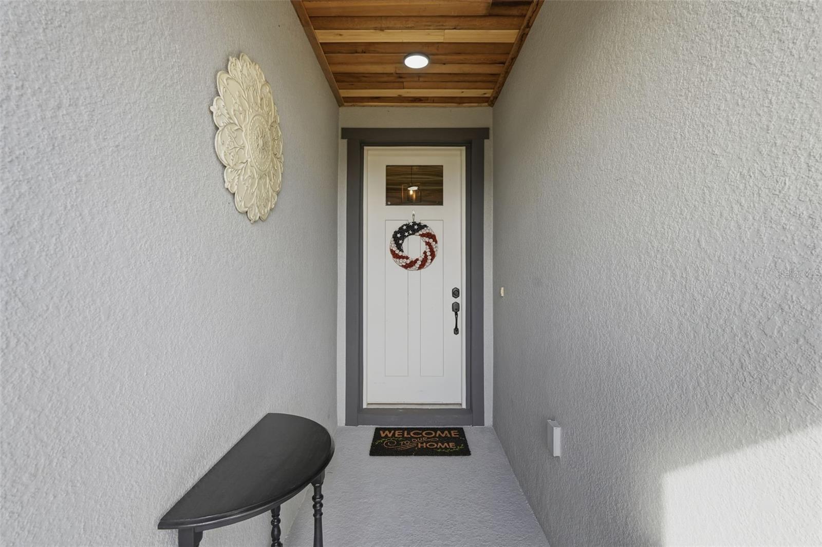 Image 7 of 45 For 2201 Gladiolus Ln Lane