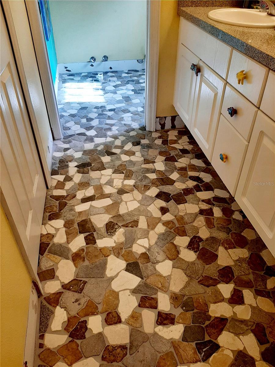 Image 15 of 20 For 6801 Dali Avenue 206