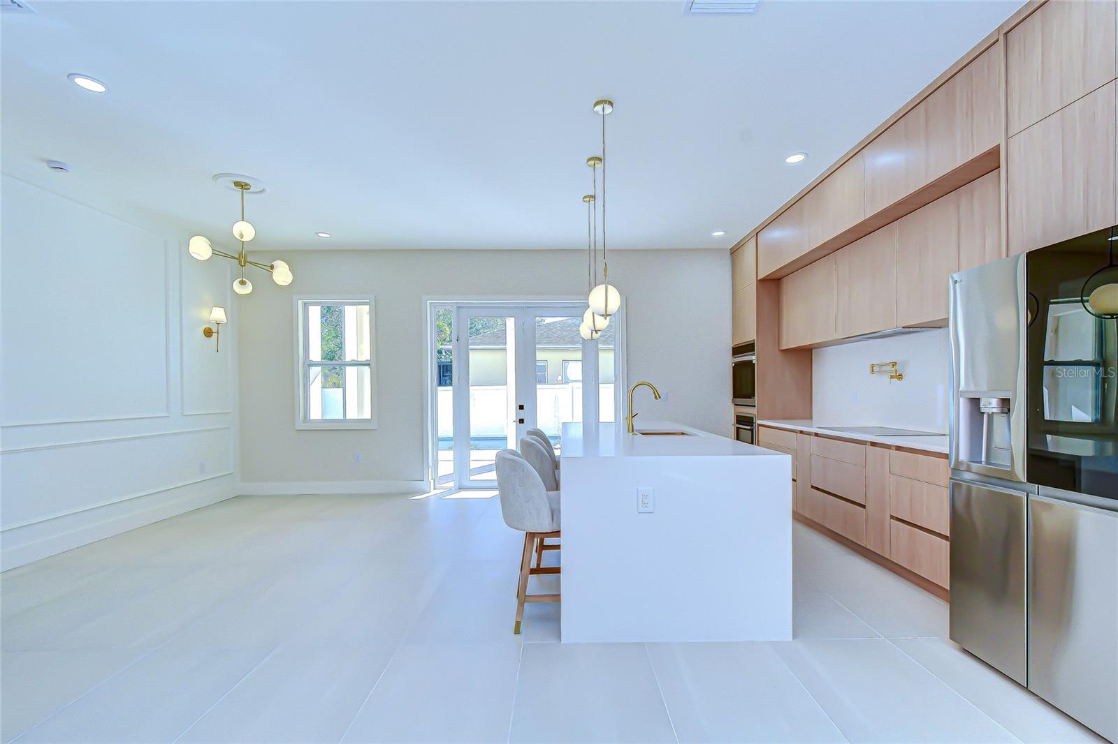 Image 18 of 85 For 1808 Erna Drive