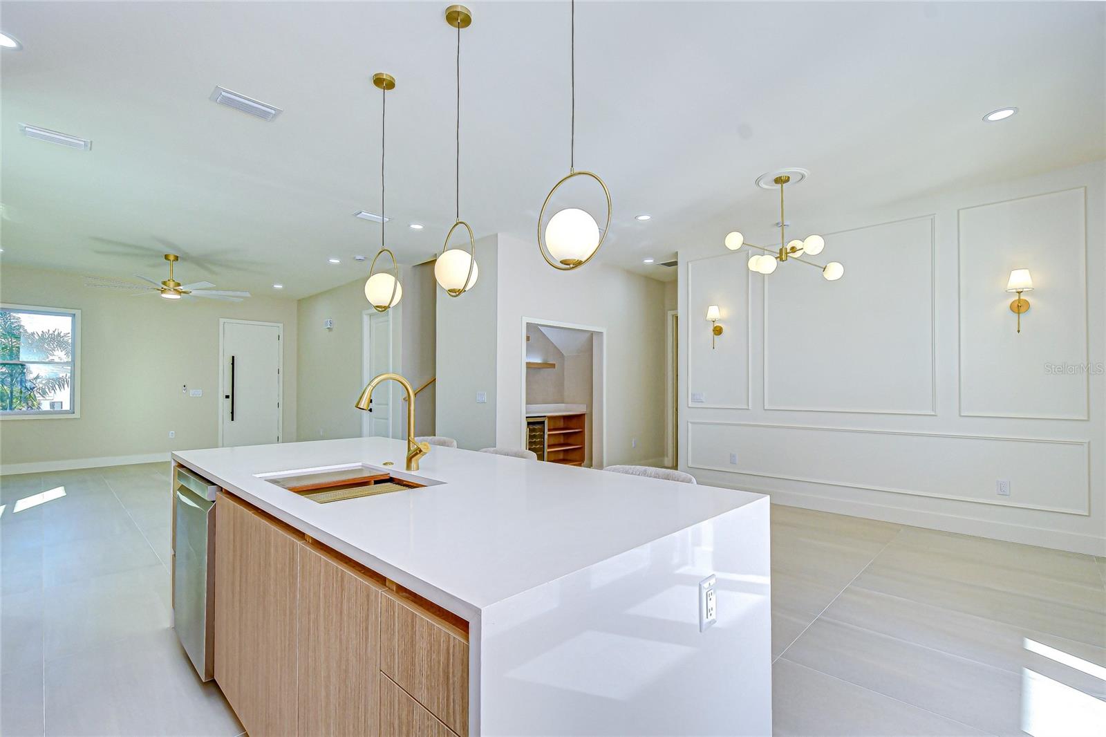 Image 26 of 85 For 1808 Erna Drive