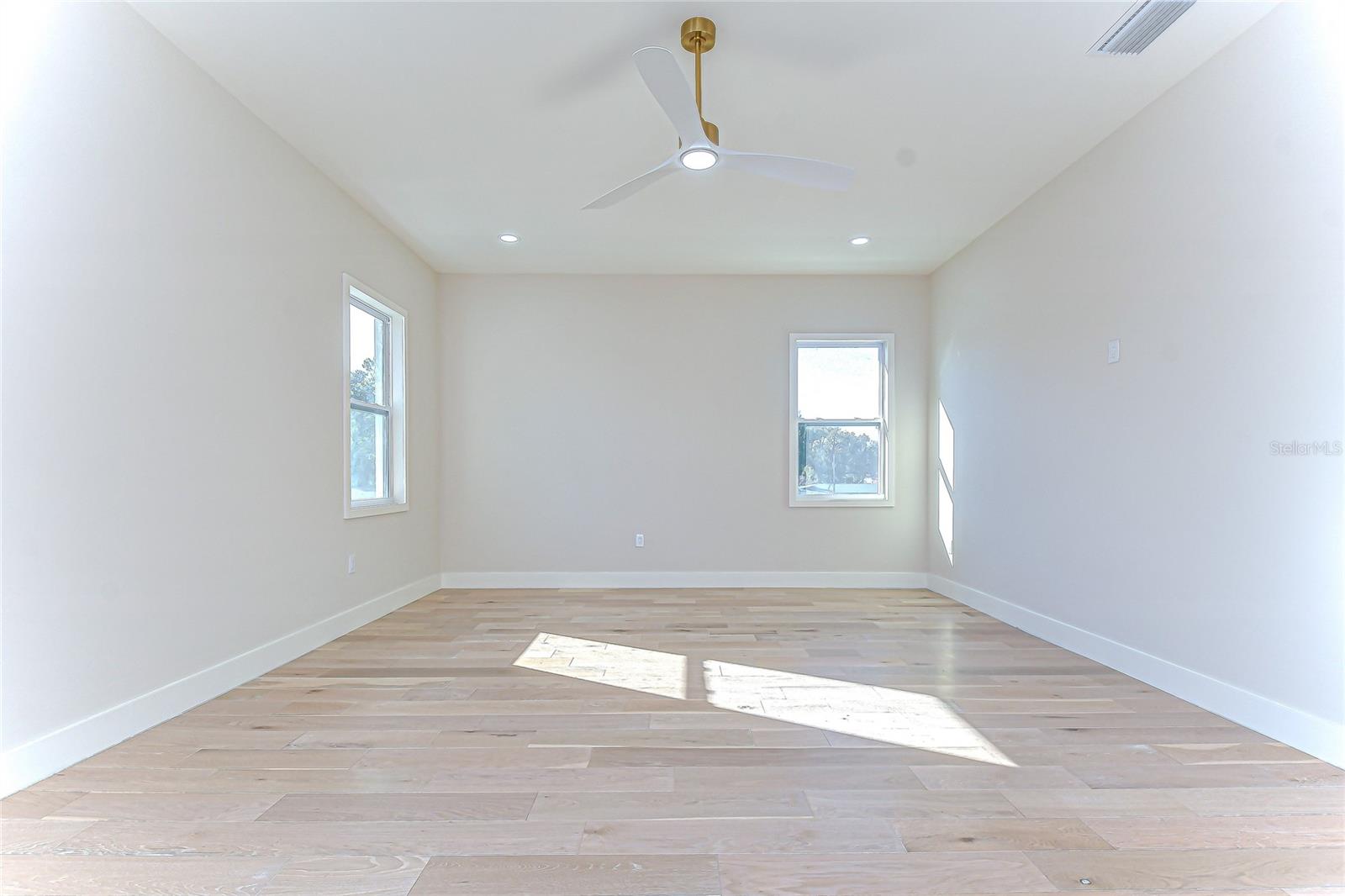 Image 39 of 85 For 1808 Erna Drive