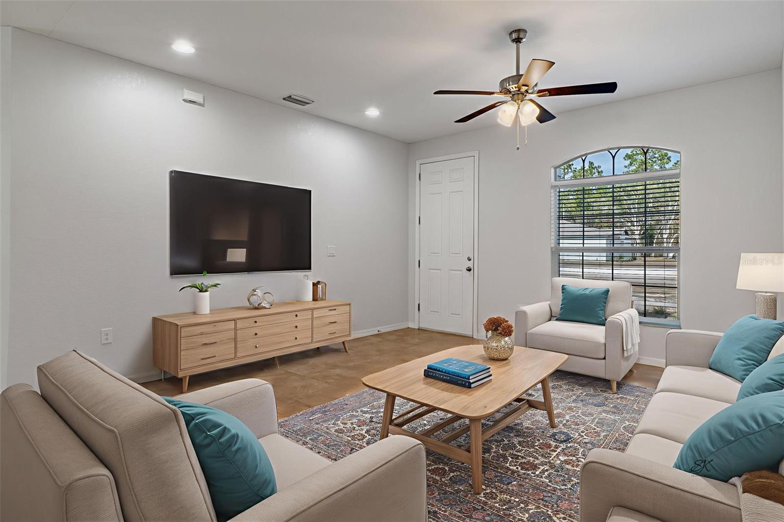 Image 5 of 36 For 13124 Snowy Plover Avenue