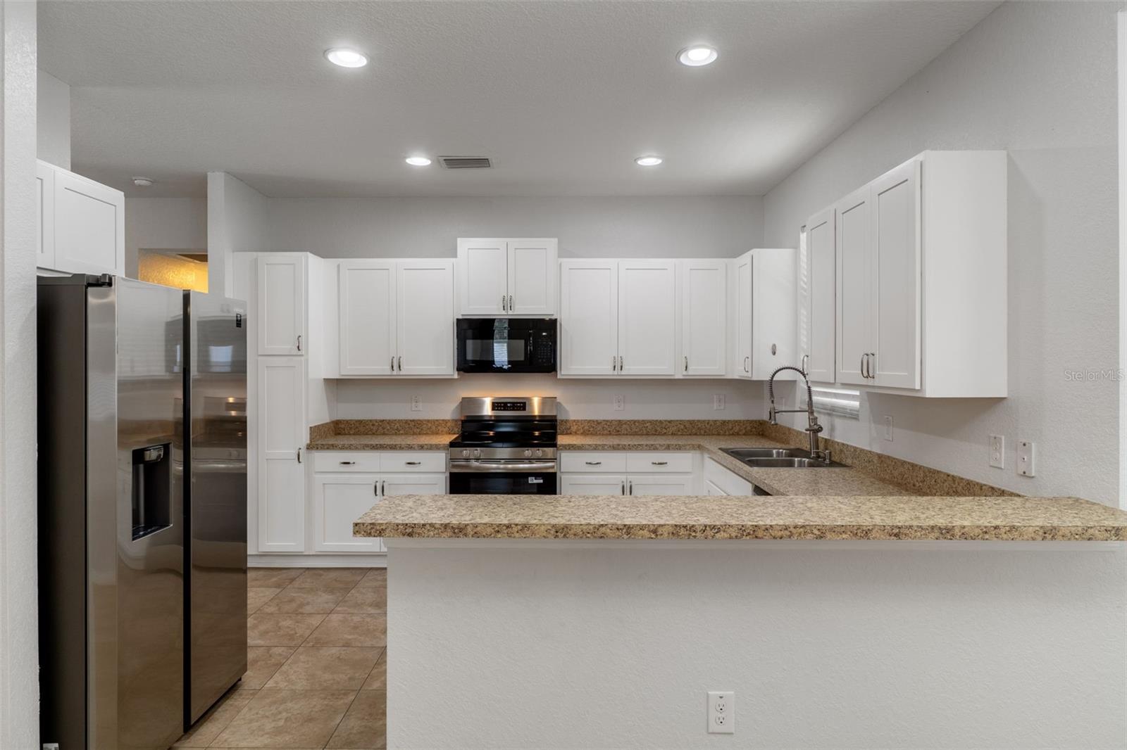 Image 8 of 36 For 13124 Snowy Plover Avenue