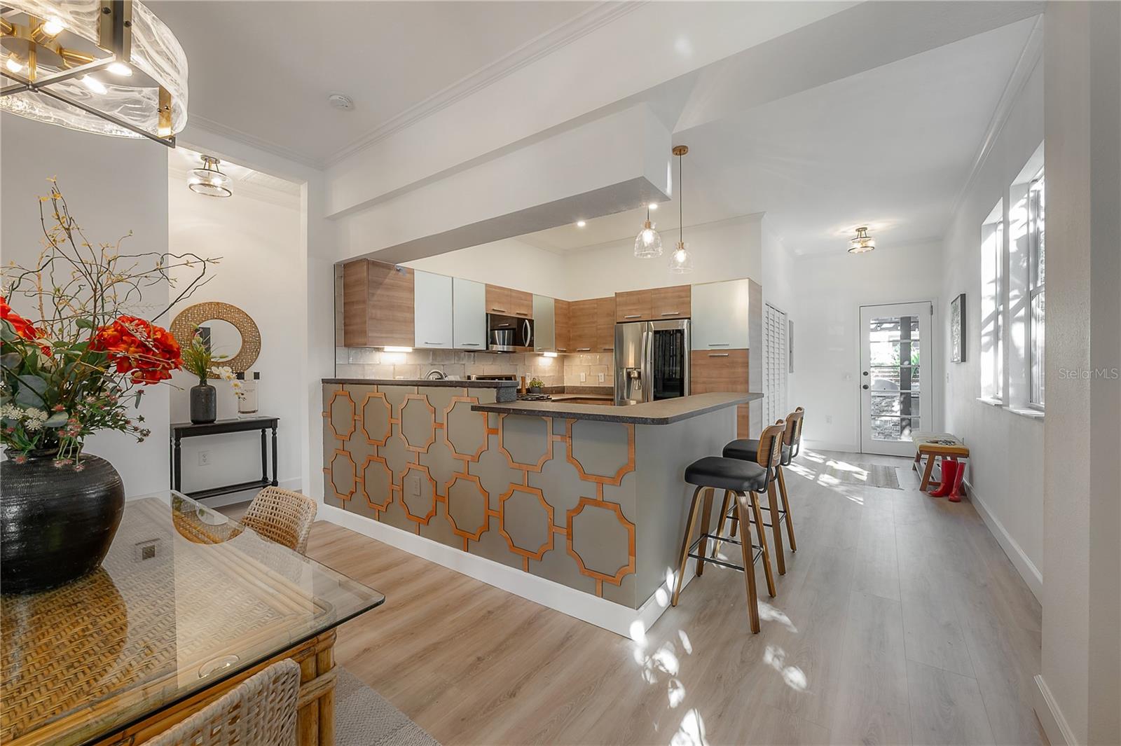 Image 14 of 78 For 319 South Avenue