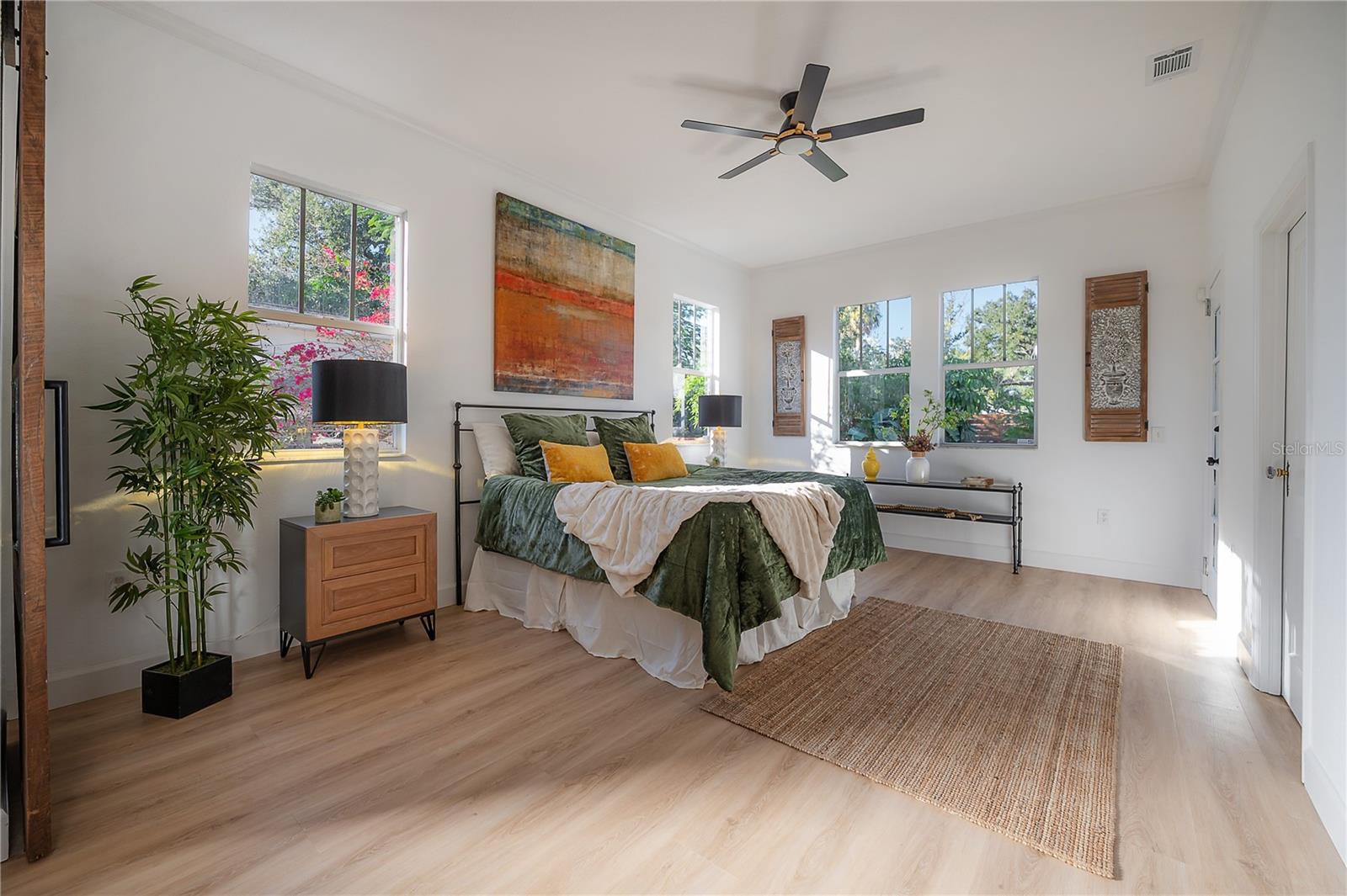 Image 32 of 78 For 319 South Avenue