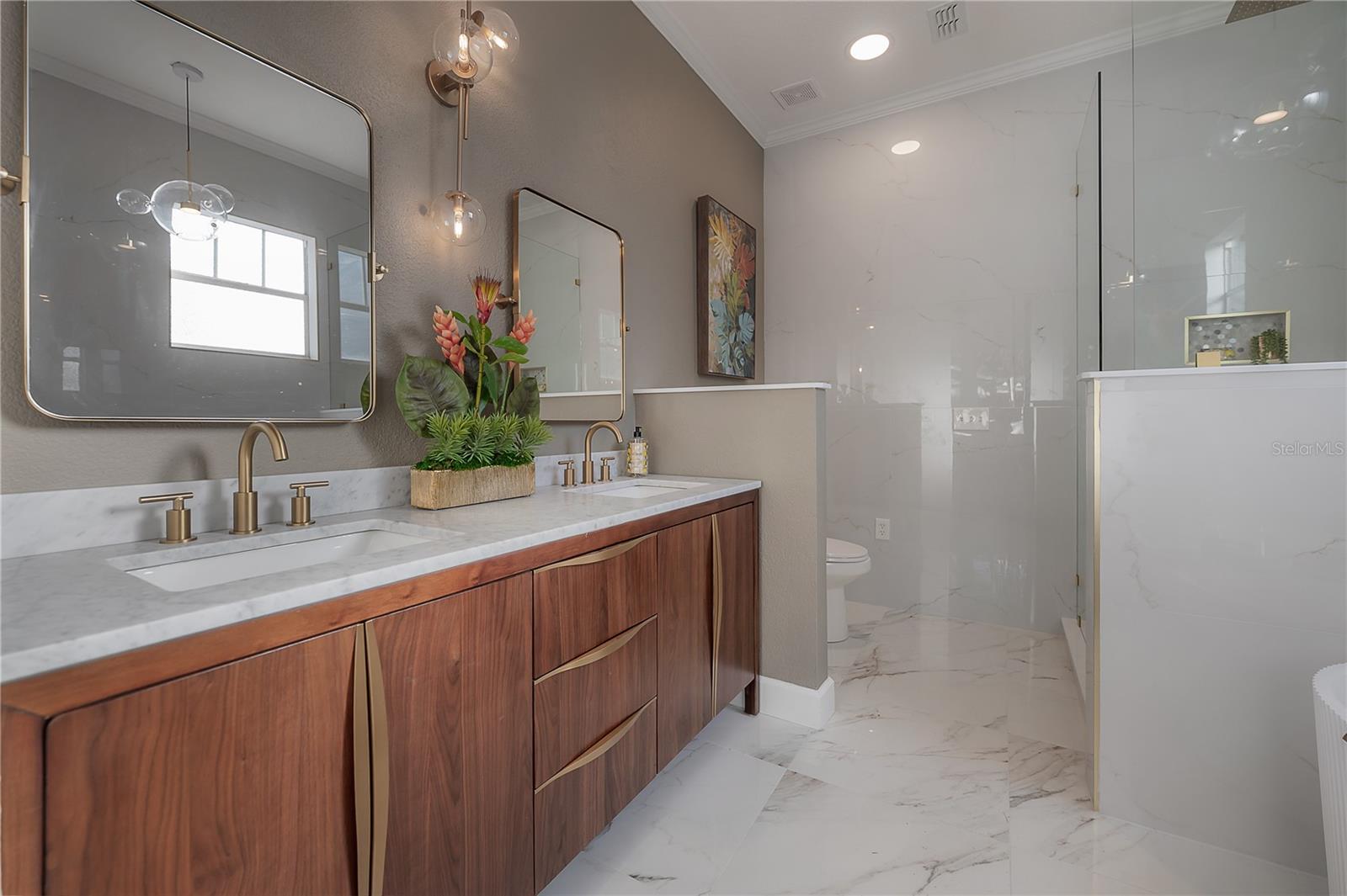 Image 37 of 78 For 319 South Avenue