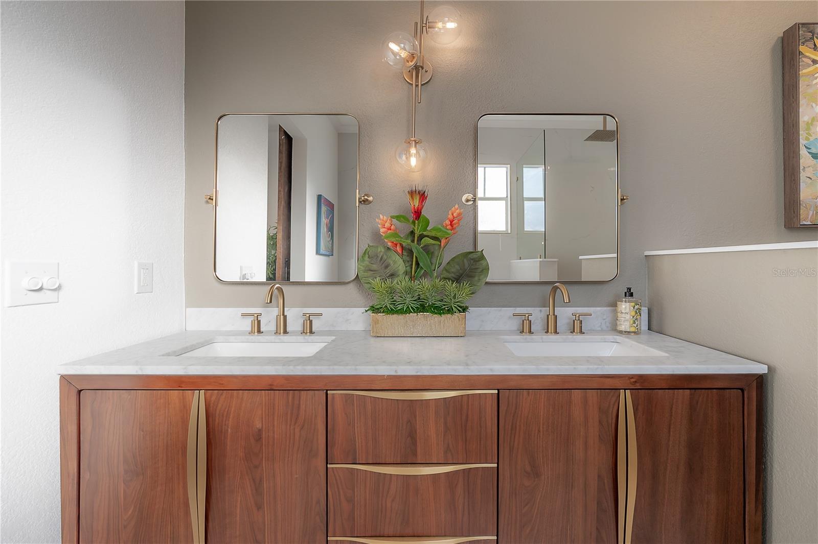 Image 38 of 78 For 319 South Avenue