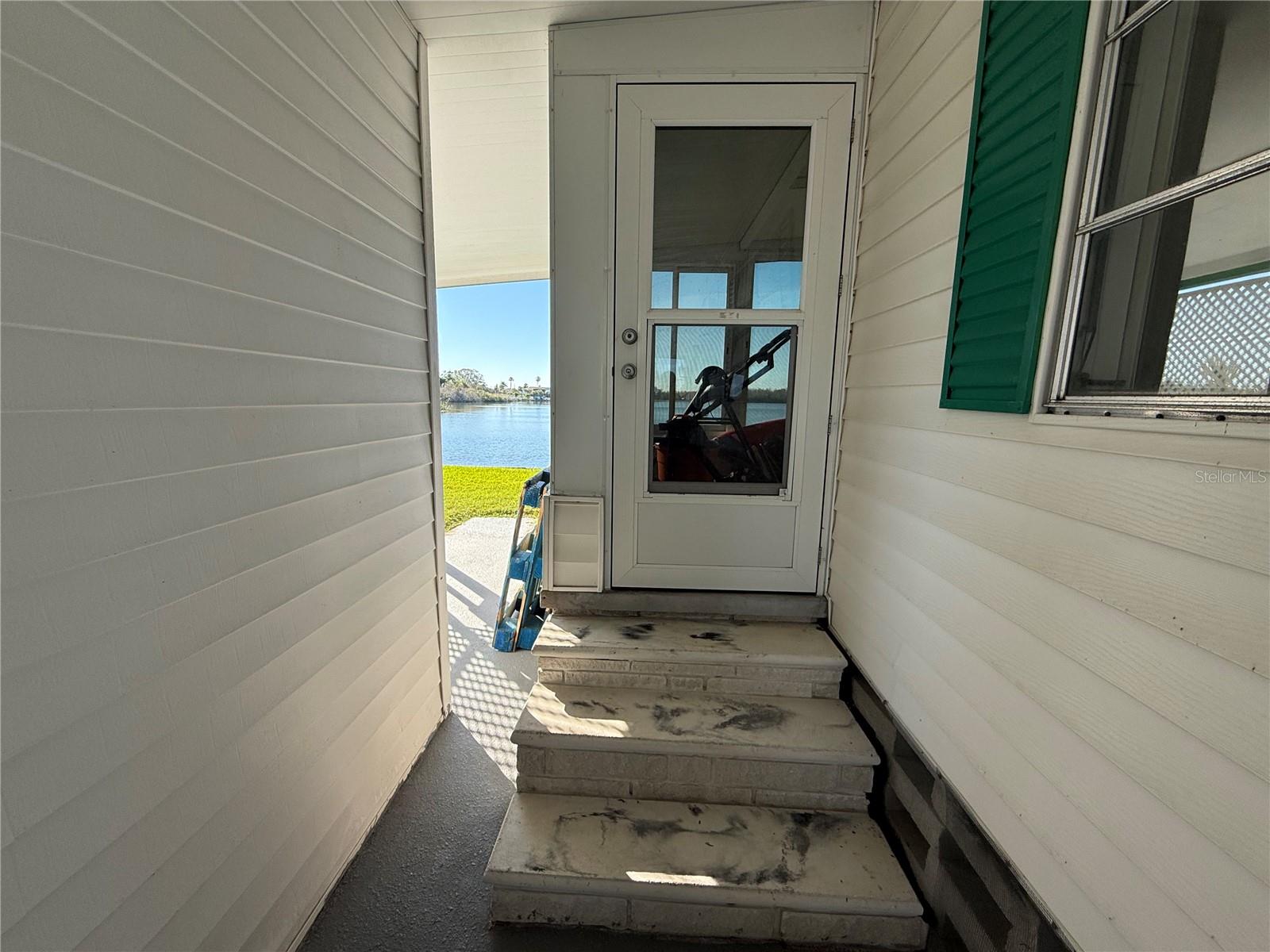 Image 32 of 38 For 3846 Bywater Drive