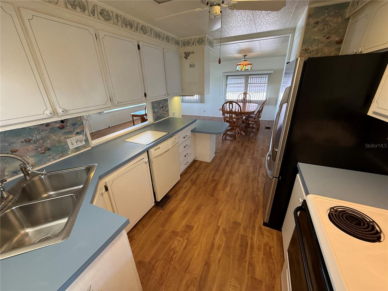 Image 4 of 38 For 3846 Bywater Drive