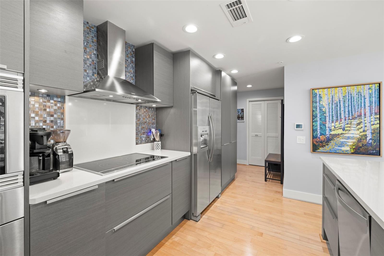 Image 13 of 52 For 145 2nd Avenue S 613