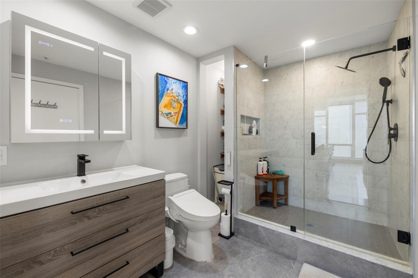 Image 18 of 52 For 145 2nd Avenue S 613