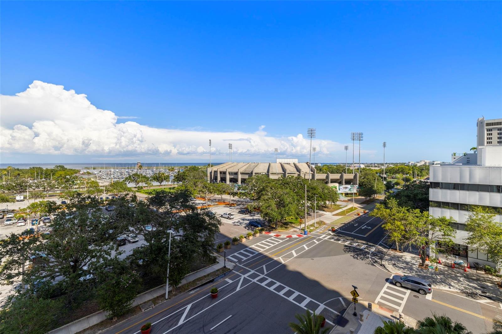 Image 39 of 52 For 145 2nd Avenue S 613