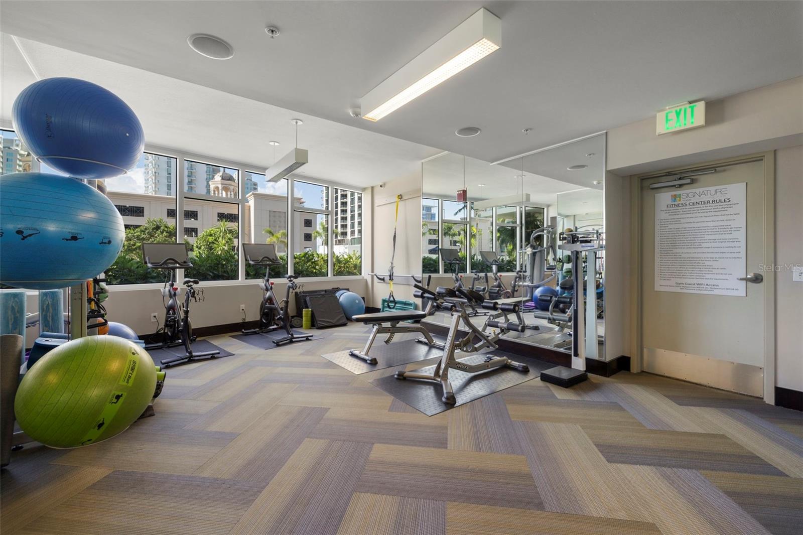 Image 40 of 52 For 145 2nd Avenue S 613