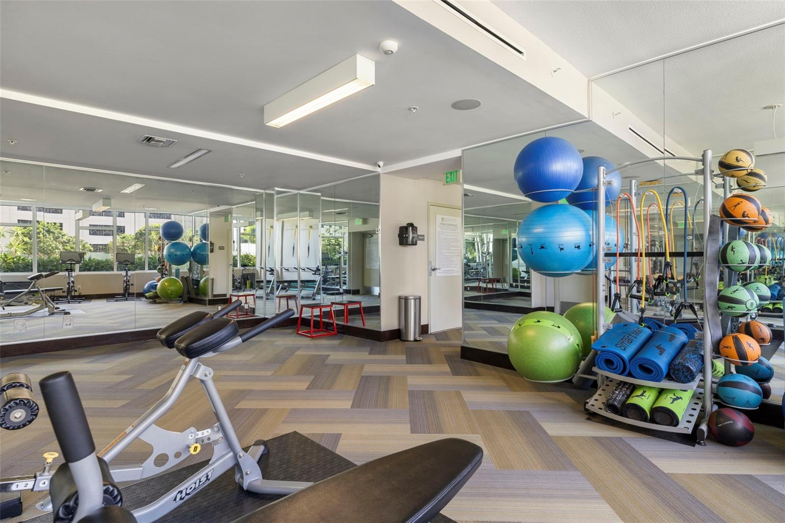 Image 41 of 52 For 145 2nd Avenue S 613