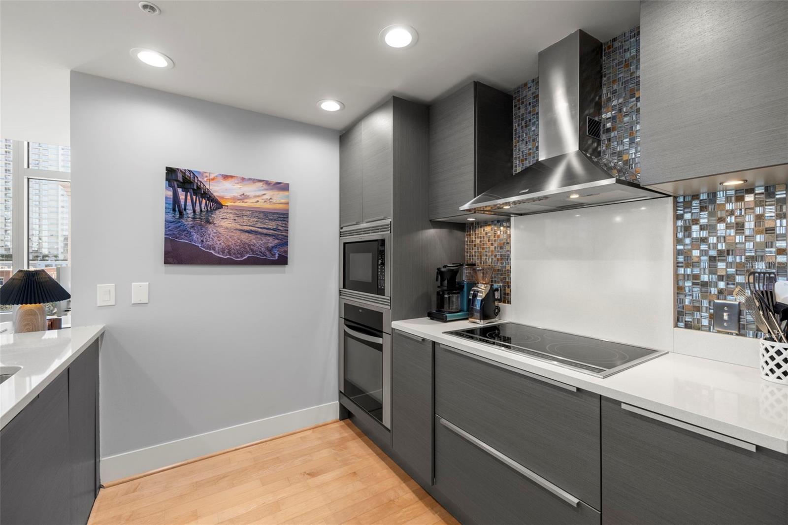 Image 7 of 52 For 145 2nd Avenue S 613