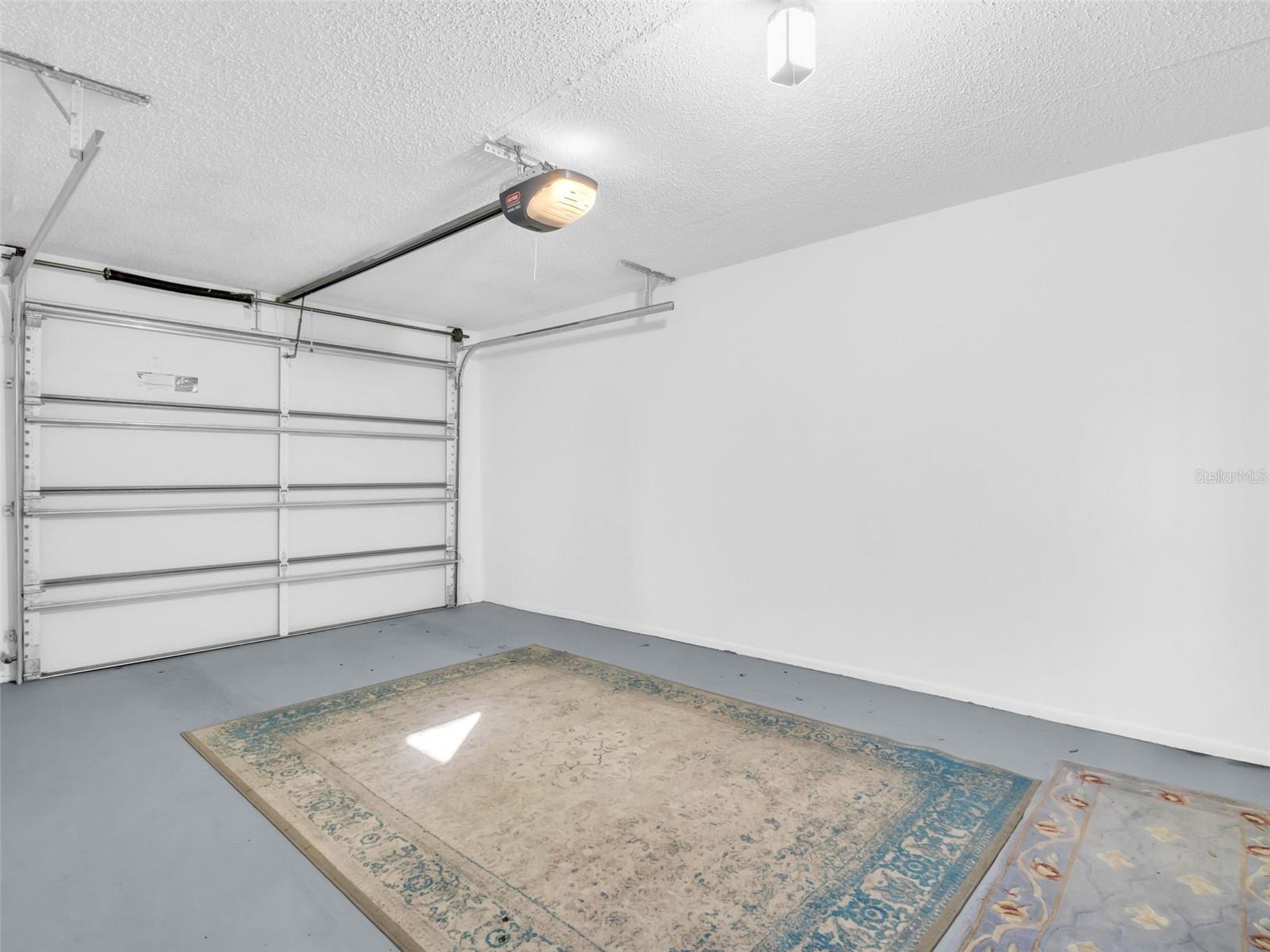 Image 29 of 56 For 2504 Oak Circle