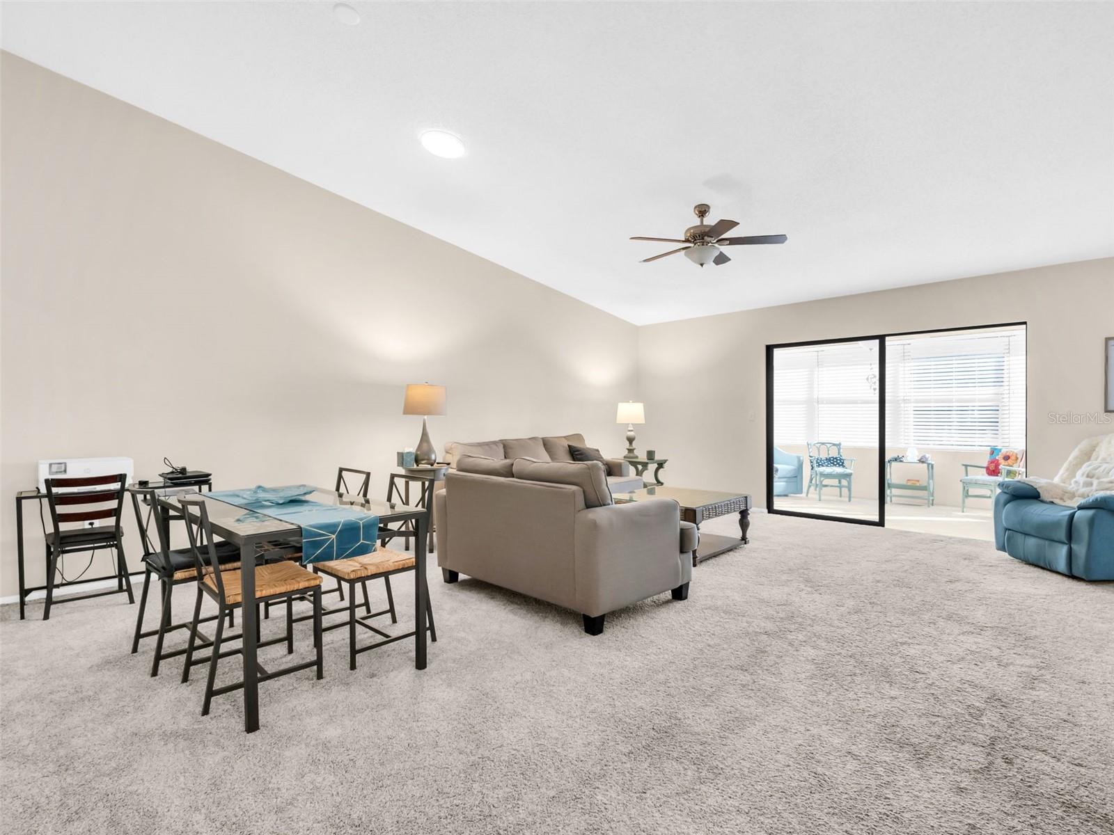 Image 3 of 56 For 2504 Oak Circle