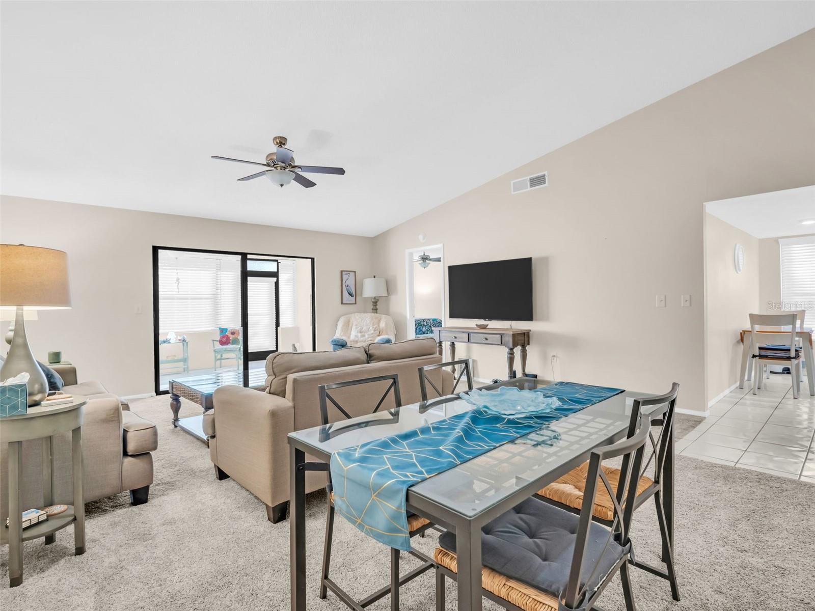 Image 4 of 56 For 2504 Oak Circle