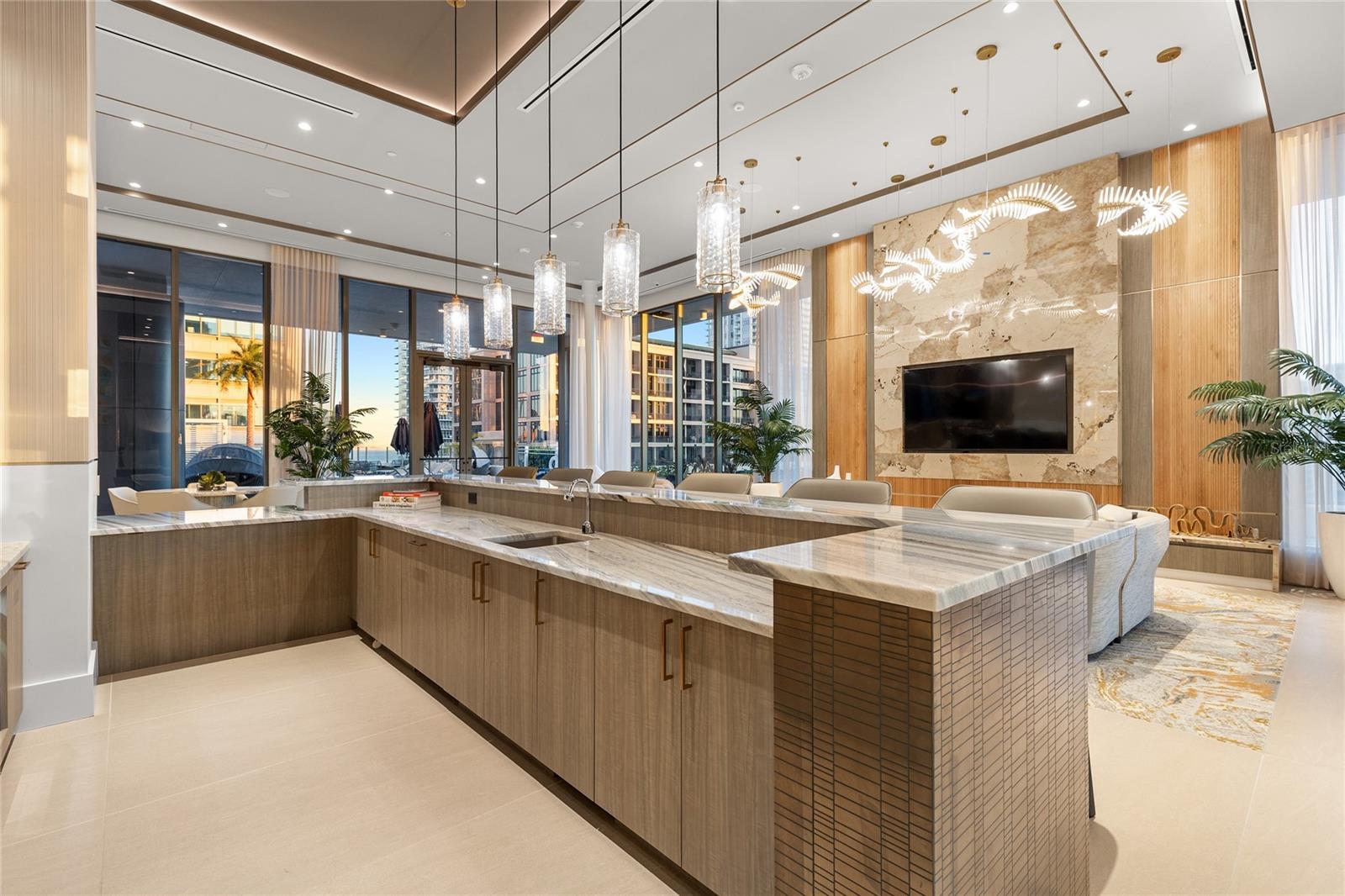 Image 40 of 84 For 275 1st Avenue S 2803