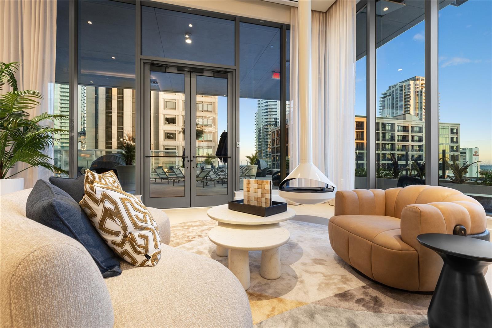 Image 42 of 84 For 275 1st Avenue S 2803