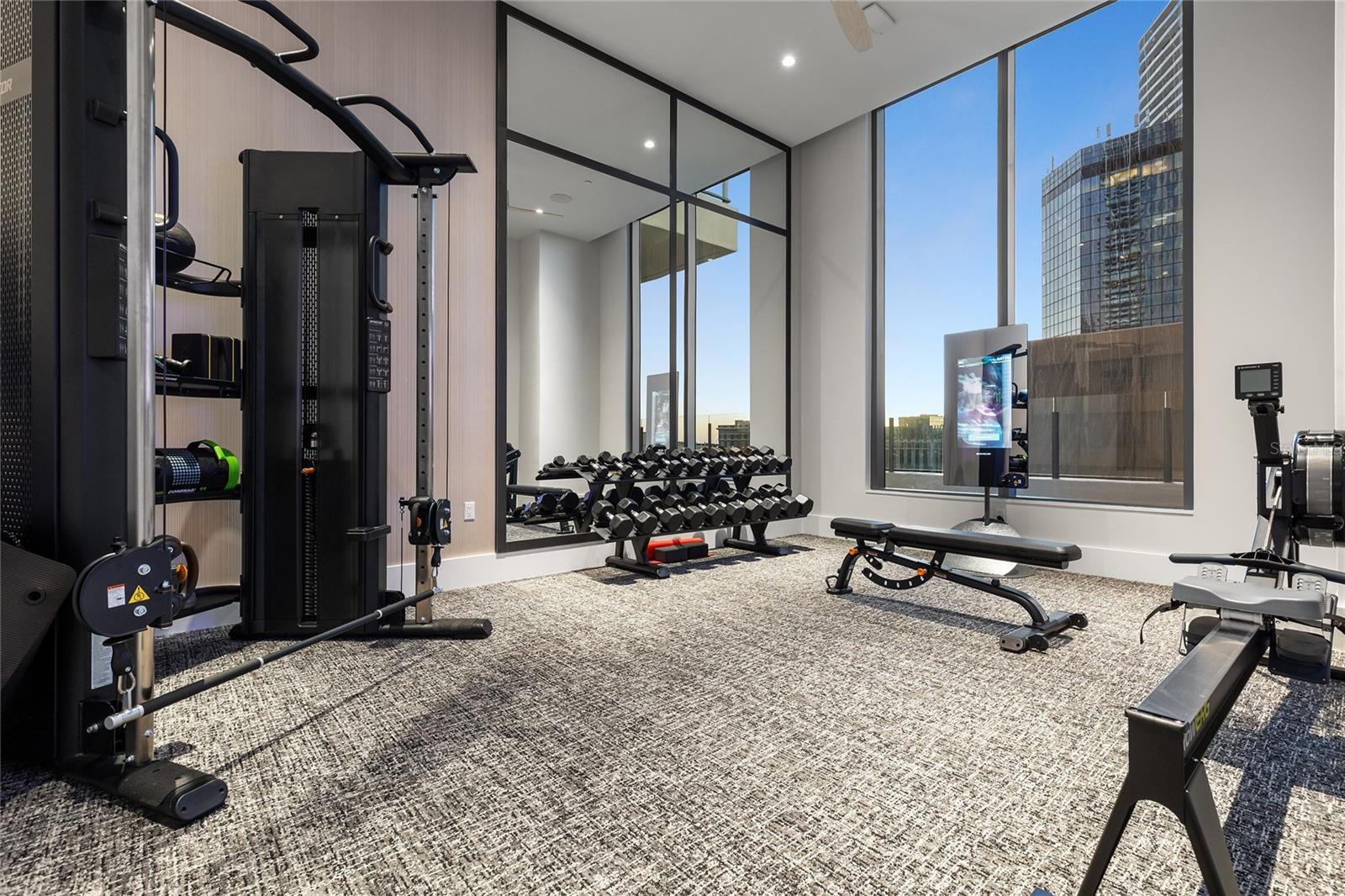 Image 54 of 84 For 275 1st Avenue S 2803