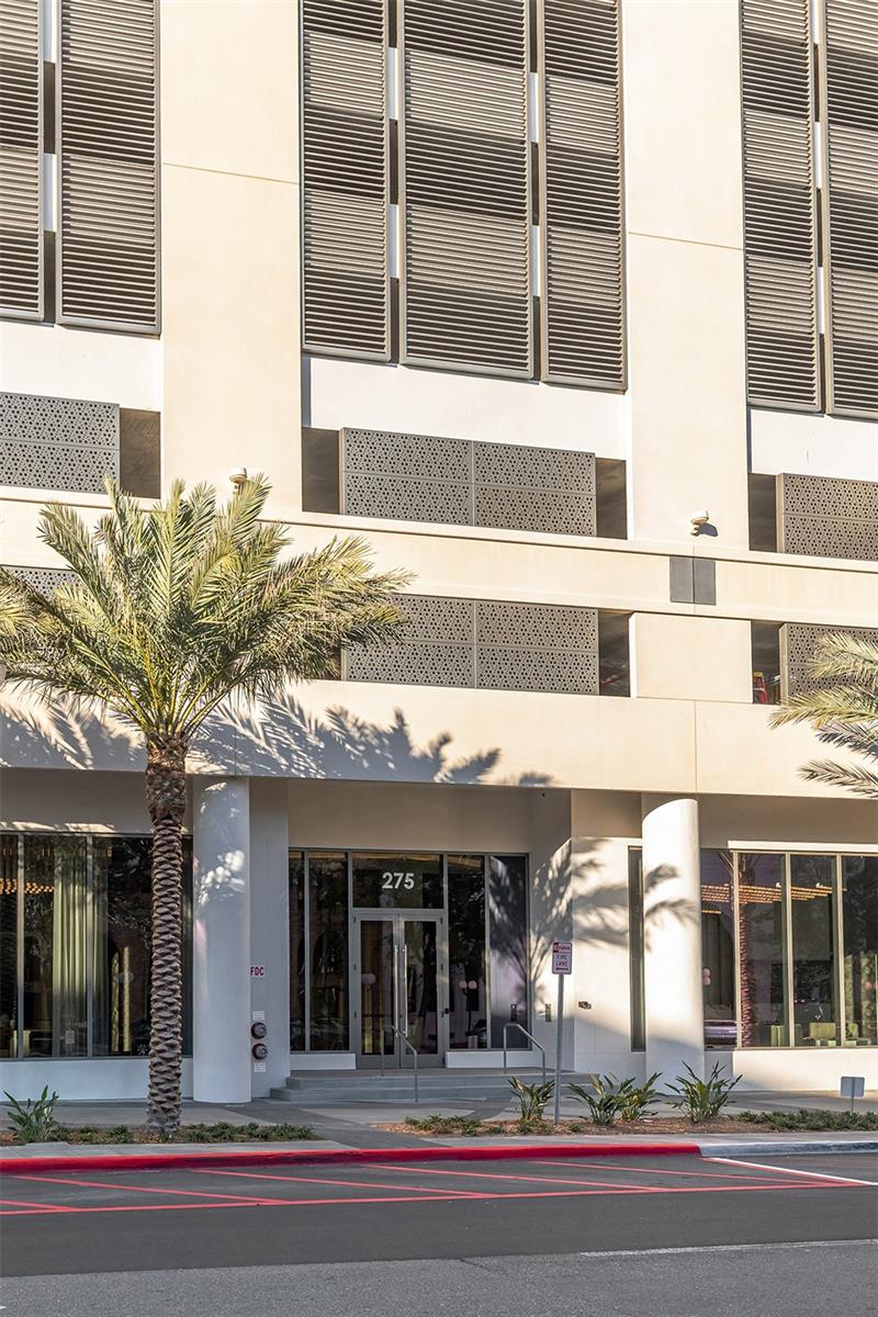 Image 58 of 84 For 275 1st Avenue S 2803