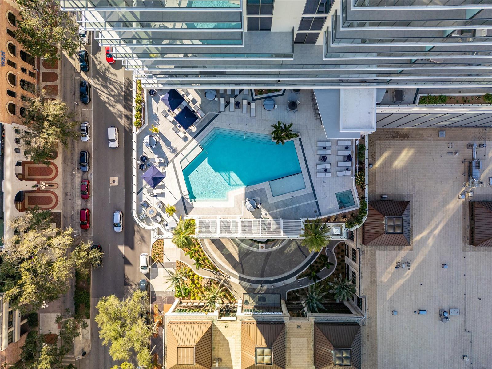 Image 62 of 84 For 275 1st Avenue S 2803