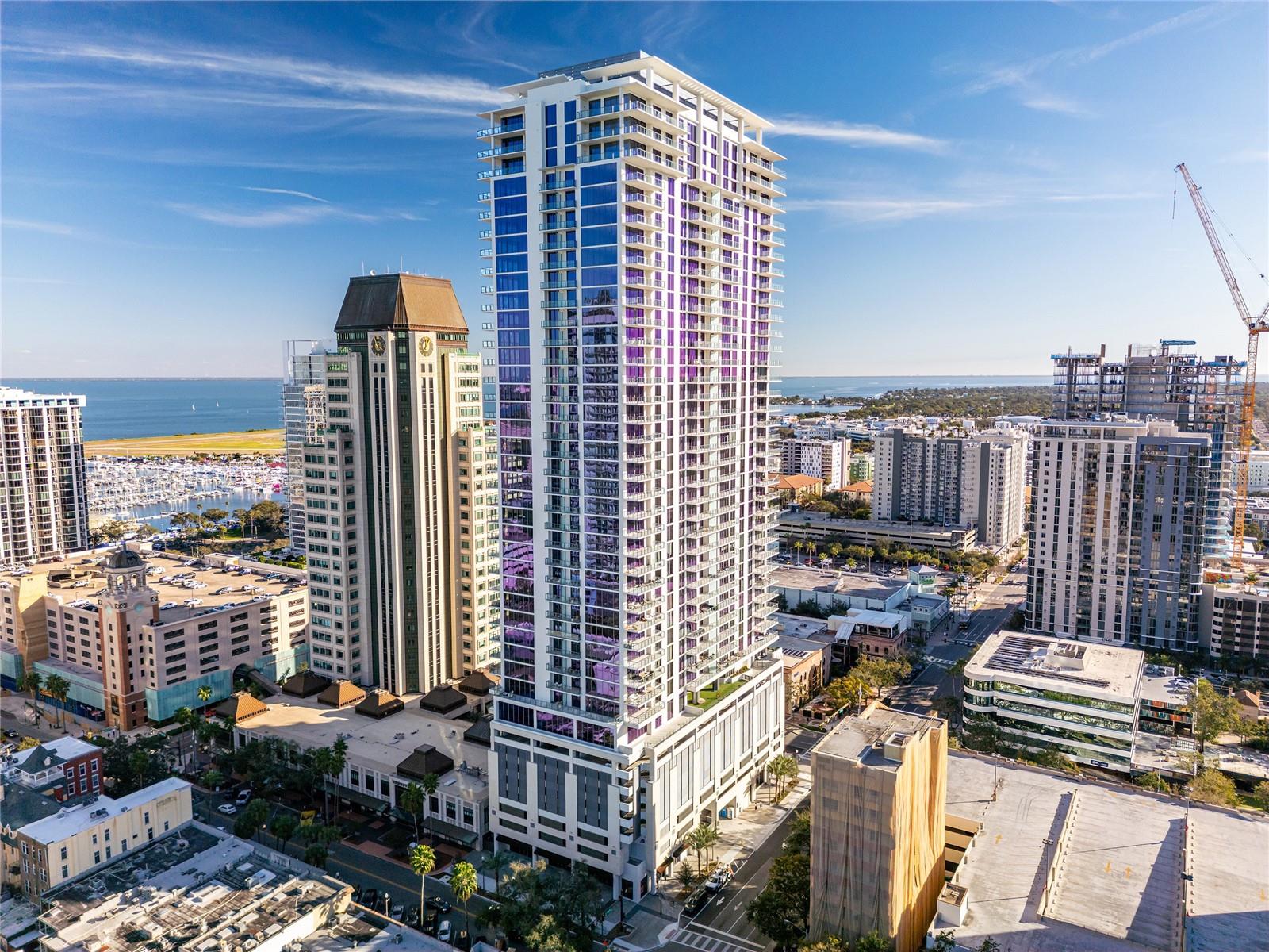 Image 64 of 84 For 275 1st Avenue S 2803