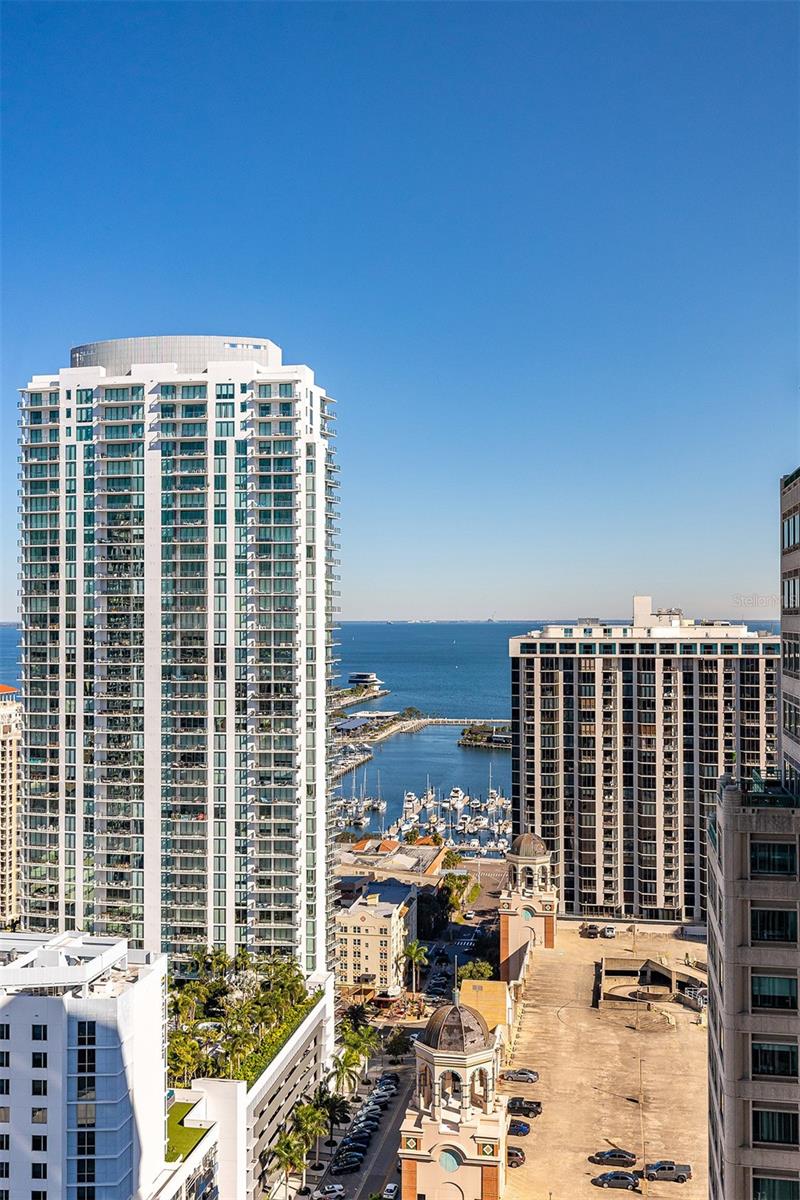 Image 71 of 84 For 275 1st Avenue S 2803