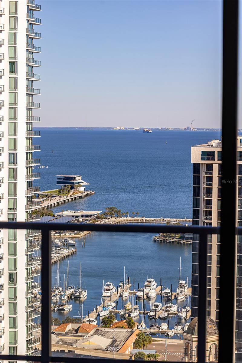 Image 78 of 84 For 275 1st Avenue S 2803