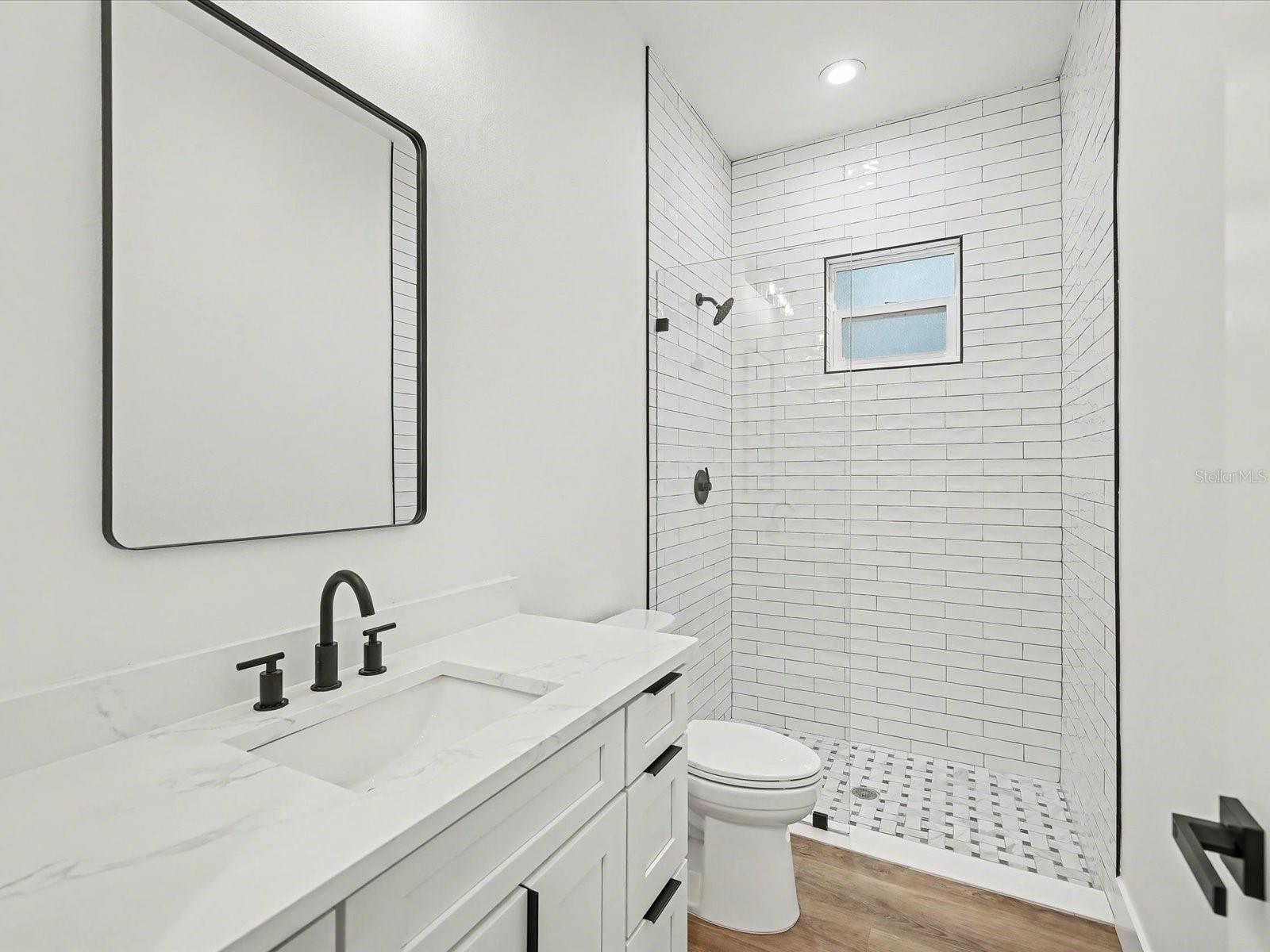 Image 11 of 96 For 1751 27th Avenue N