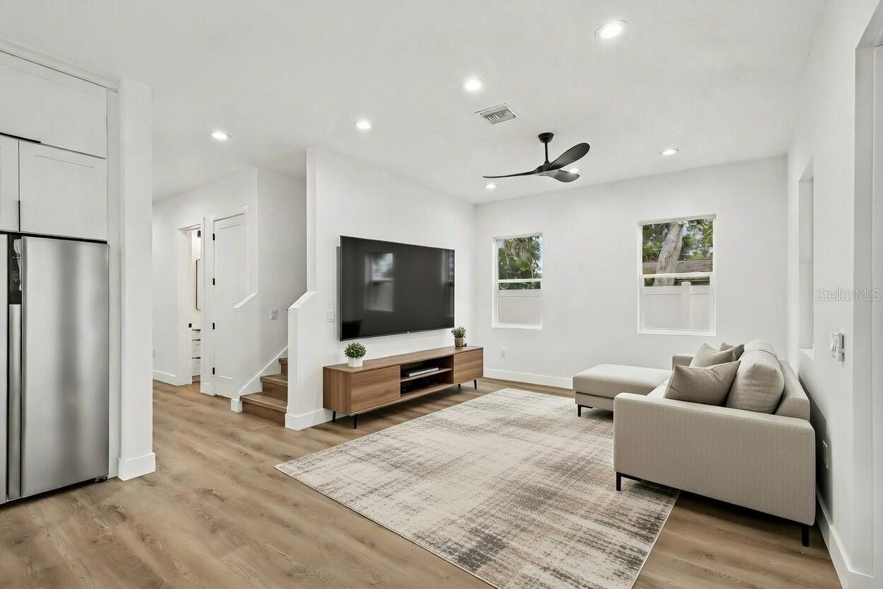 Image 17 of 96 For 1751 27th Avenue N