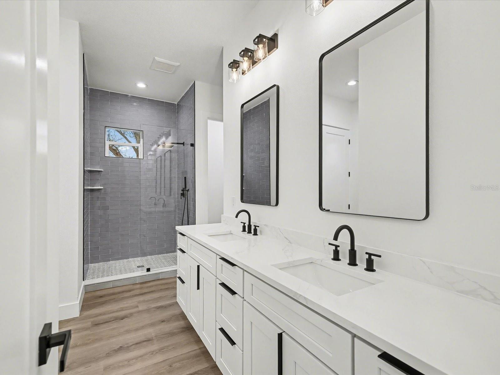 Image 30 of 96 For 1751 27th Avenue N