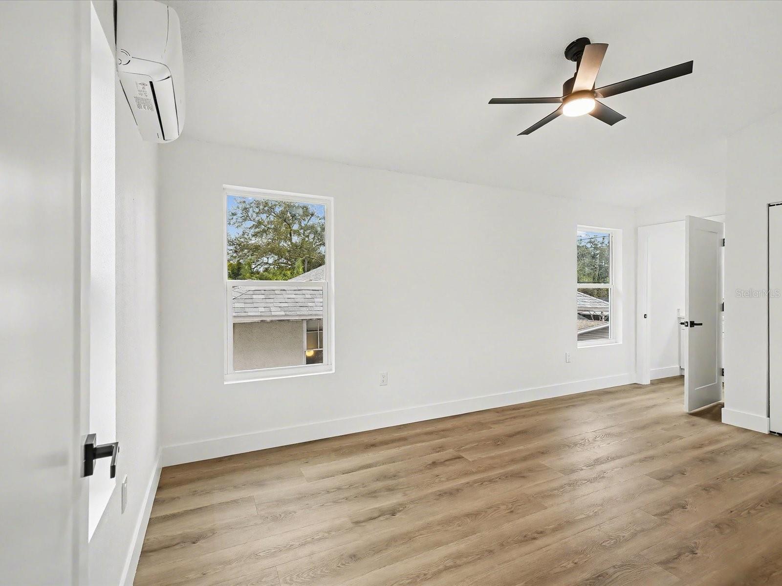 Image 52 of 96 For 1751 27th Avenue N